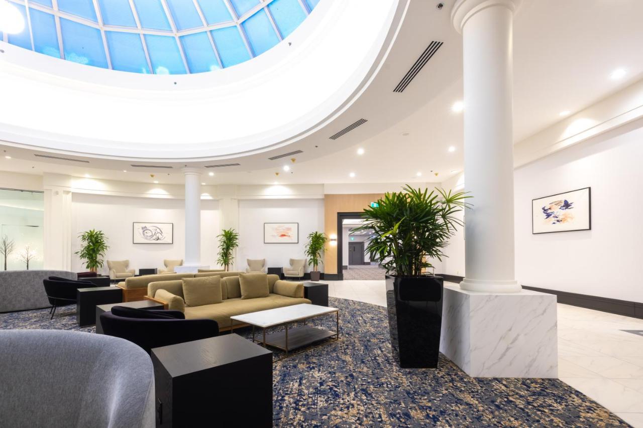 Готель Doubletree By Hilton Calgary North Екстер'єр фото